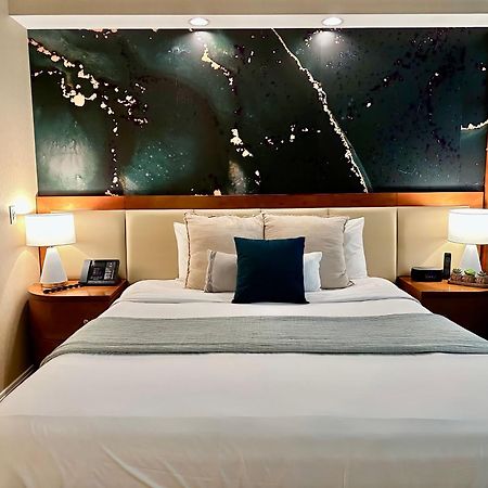 Balcony Full Strip View Suite Mgm Signature Free Valet Las Vegas Extérieur photo