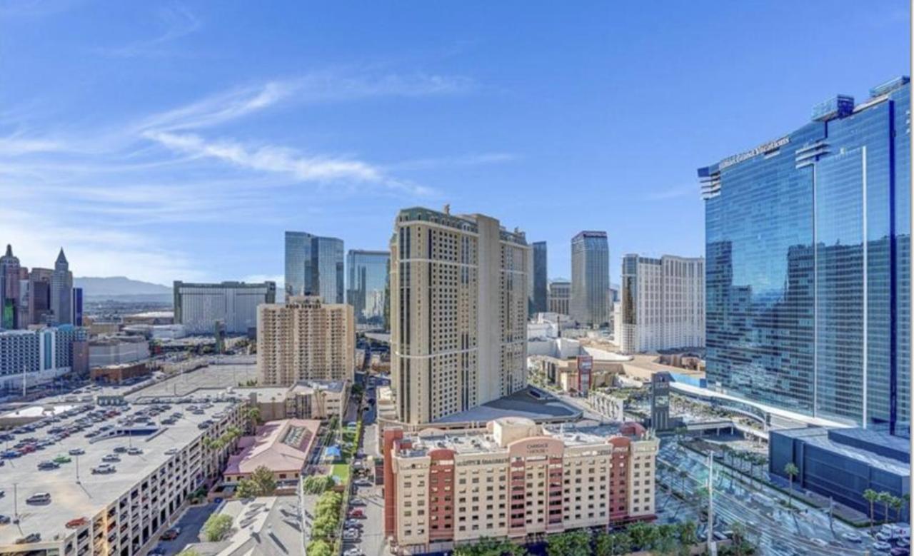 Balcony Full Strip View Suite Mgm Signature Free Valet Las Vegas Extérieur photo