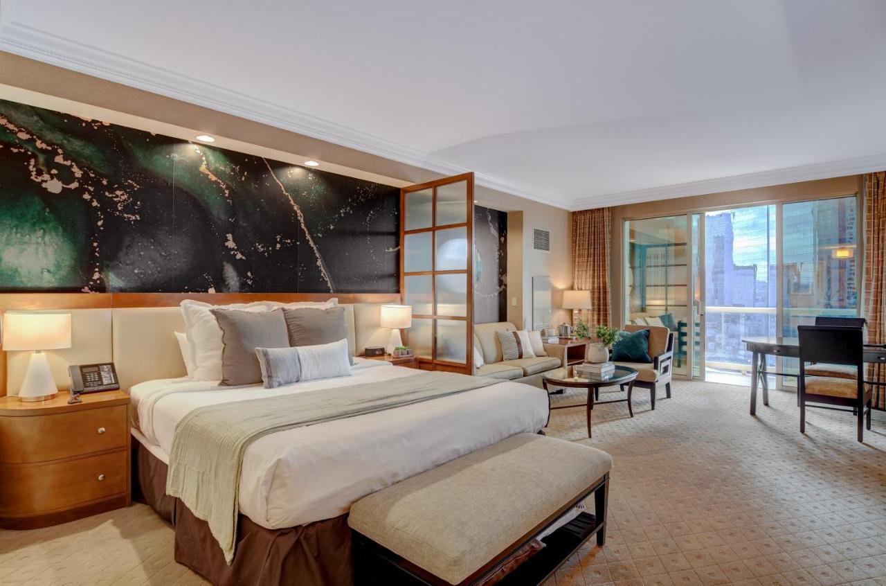 Balcony Full Strip View Suite Mgm Signature Free Valet Las Vegas Extérieur photo