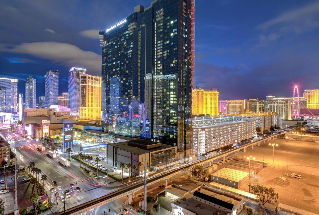 Balcony Full Strip View Suite Mgm Signature Free Valet Las Vegas Extérieur photo